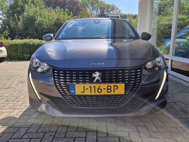 Peugeot 208 1.2 PureTech Blue Lease Allure | Trekhaak | Climate & Cruise Control | Navigatie | 3D-Cockpit |