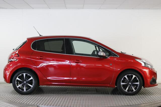 Peugeot 208 1.2 PureTech Tech Edition 110 PK. Carplay | Clima | Cruise | Camera.