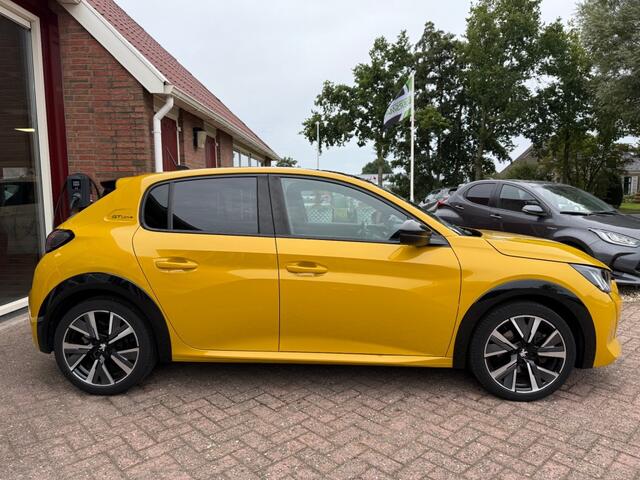 Peugeot 208 1.2 PURETECH GT-LINE SLECHTS 56.027 KM!! PANO/AIRCO/NAVI/ENZ.
