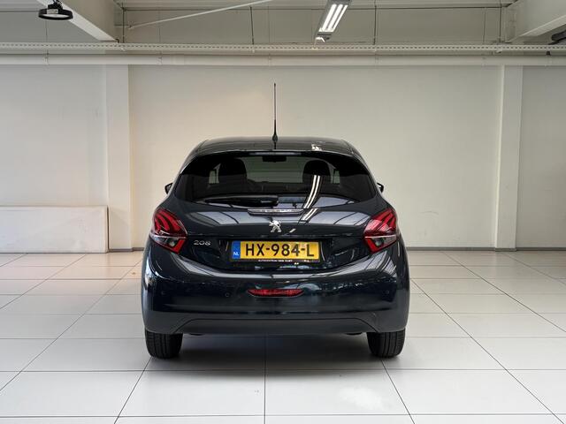 Peugeot 208 1.2 PureTech Urban Soul Navigatie | Parkeersensoren achter | Cruise control
