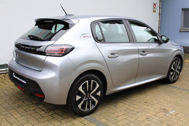 Peugeot 208 1.2 Hybrid 110 e-DCS6 Allure | Incl. 12 maanden Garantie | Apple CarPlay/Android Auto | Airco | Parkeersensoren achter | Led koplampen | Cruise controle | DAB | Elektrische ramen V+A |
