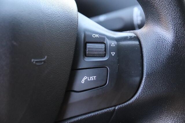 Peugeot 208 1.2 PureTech Blue Lion