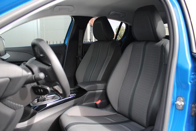 Peugeot 208 1.2 PureTech Allure Pack - Camera - Cruise - PDC - Carplay/Android - LED - Getint glas - Rijklaar