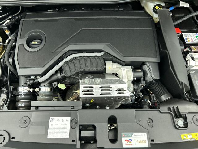 Peugeot 208 1.2 Hybrid 100PK Automaat Allure Navigatie Apple Carplay/Android Auto Airco Camera Parkeer sensoren Cruise Control LED