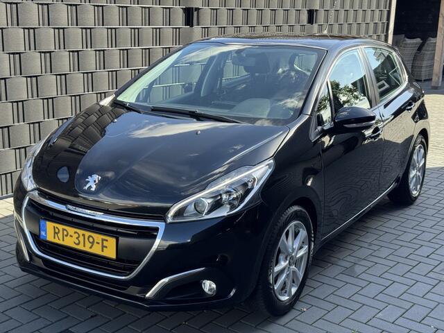 Peugeot 208 1.2 PureT. Blue Lion| 5DRS| NAVI| CLIMA| CRUISE| LM| NAP