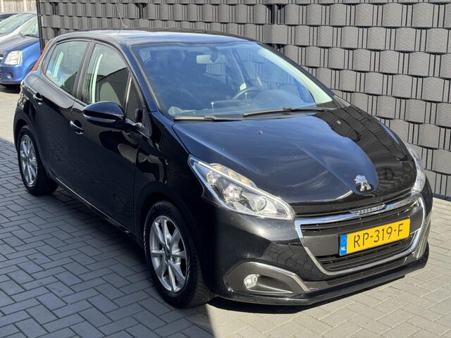 Peugeot 208 1.2 PureT. Blue Lion| 5DRS| NAVI| CLIMA| CRUISE| LM| NAP