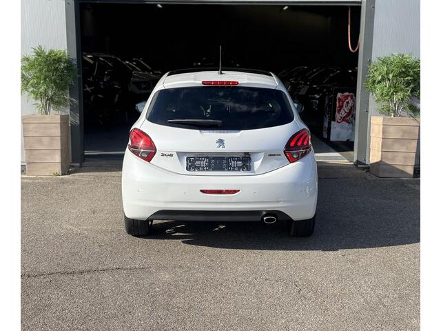 Peugeot 208 1.2 PureTech GT-line /PANO/ AUTOMAAT /GARANTIE/