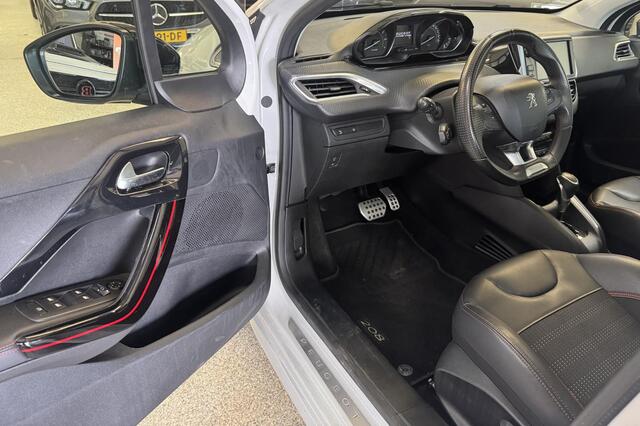 Peugeot 208 1.2 PureTech GT-line /PANO/ AUTOMAAT /GARANTIE/