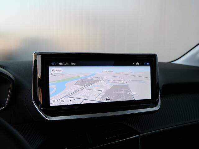 Peugeot 208 1.2 Hybrid 110 e-DCS6 Allure Navi / DAB / Apple Carplay / Camera