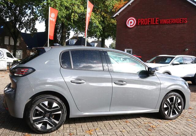 Peugeot 208 1.2 Benzine 100 Pk. * Allure Selenium * Navigatie * Draadloss Apple Carplay / Android Auto * Voor- en Achter Parkeer Sensoren * Climate & Cruise Control *1/2 Leder Interieur * Vingerhoets; Vierde Generatie Eersteklas Service !
