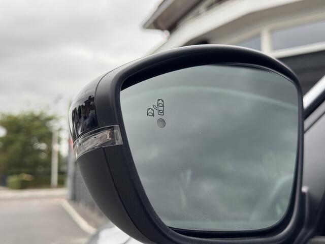 Peugeot 208 Allure 1.2 PureTech 100PK Navigatie, Camera Voor & Achter, Parkeersensoren, Apple Carplay, Android Auto