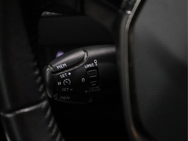 Peugeot 208 1.2 PureTech Active [CRUISE CONTROL, APPLE CARPLAY, ANDROID AUTO, AIRCONDITIONING, NAVIGATIE, NIEUWSTAAT]