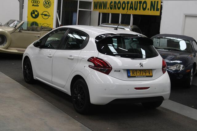 Peugeot 208 1.2 PureTech Active Automaat Airco, Cruise Control, Stuurbekrachtiging
