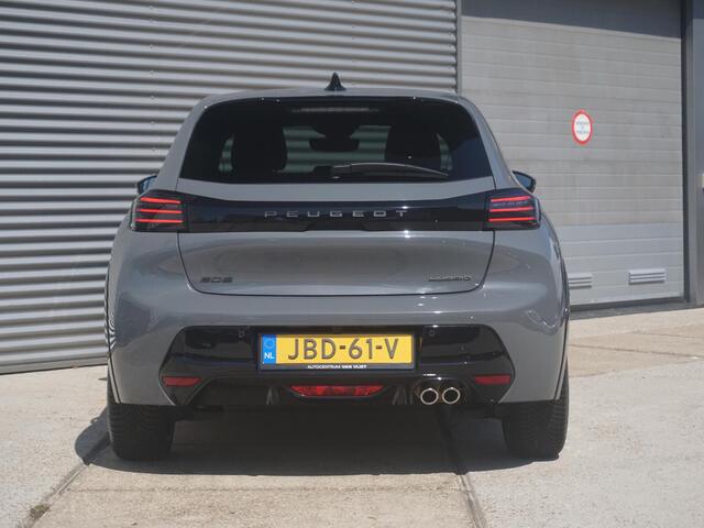 Peugeot 208 Hybrid 136 e-DCS6 GT | Automaat | Navigatie | Draadloze telefoonlader | Camera voor en achter | Adaptieve Cruise Control