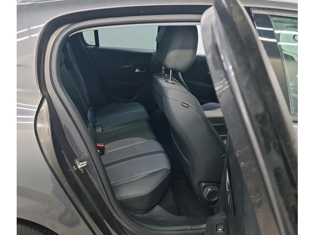 Peugeot 208 1.5 HDi Blue Lease Allure / Trekhaak / Airco-ecc./ Xenon / Pdc.+Camera / Navigatie / Radio-multimedia /