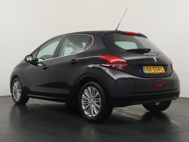 Peugeot 208 1.2 PureTech Allure Automaat - Navigatie - Climate Control - Lichtmetalen velgen