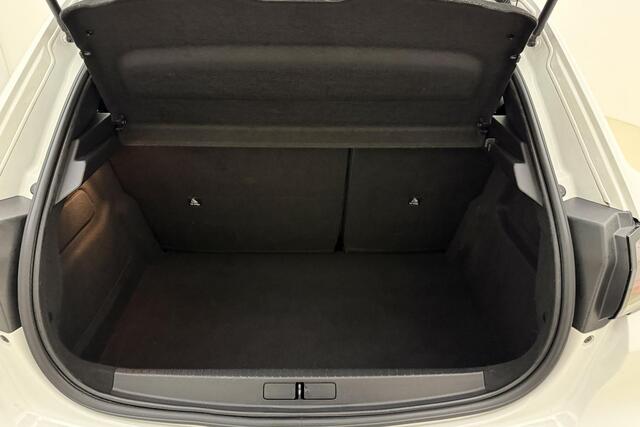 Peugeot 208 1.2T Active | 100PK | Parkeer Sensoren Achter | Apple Carplay & Android Auto | Start/Stop Knop | Bluetooth | Cruise Control | Airco