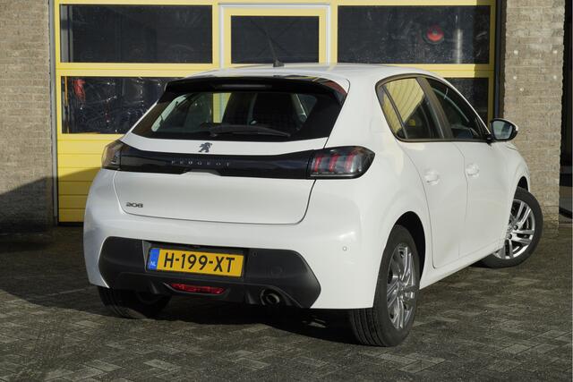 Peugeot 208 1.2 PureTech 5drs Blue Lease Active BJ2020 Lmv 16" | Led | Pdc | Navi | Achteruitrijcamera | App-Connect | Airco | Cruise control | Airco | Cruise control | Getint glas