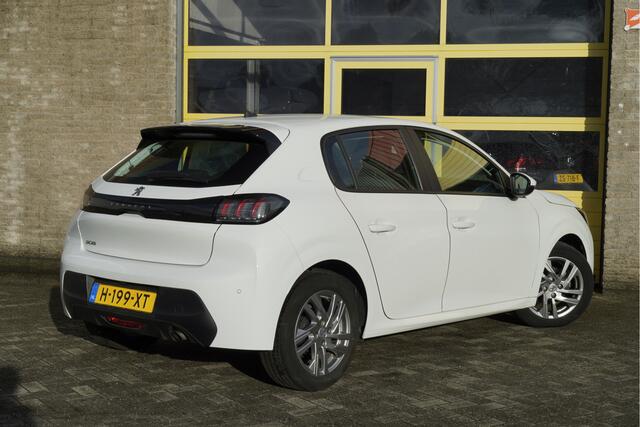 Peugeot 208 1.2 PureTech 5drs Blue Lease Active BJ2020 Lmv 16" | Led | Pdc | Navi | Achteruitrijcamera | App-Connect | Airco | Cruise control | Airco | Cruise control | Getint glas