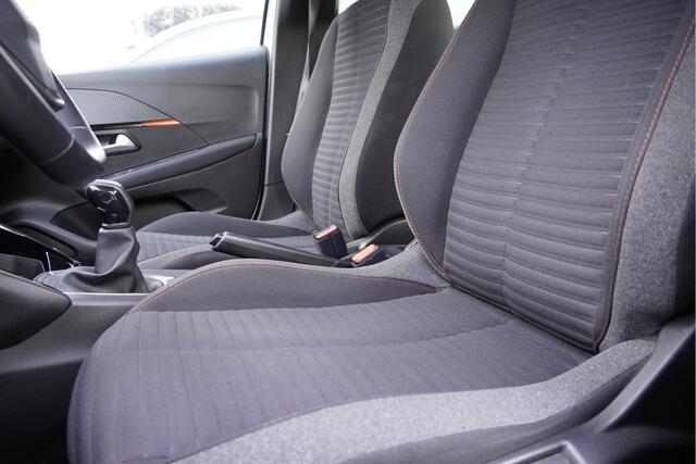 Peugeot 208 1.2 PureTech 5drs Blue Lease Active BJ2020 Lmv 16" | Led | Pdc | Navi | Achteruitrijcamera | App-Connect | Airco | Cruise control | Airco | Cruise control | Getint glas