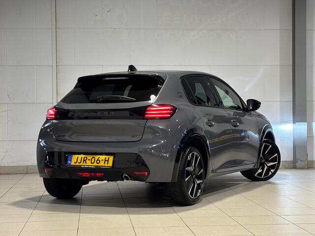 Peugeot 208 GT 1.2 Turbo 100pk | NAVI | DRAADLOOS APPLE CARPLAY / ANDROID AUTO | 360° CAMERA | ADAPTIVE CRUISE | 17" LM-VELGEN | LEDER/STOF | DODEHOEKBEW. | CLIMA | DAB+ | ISOFIX