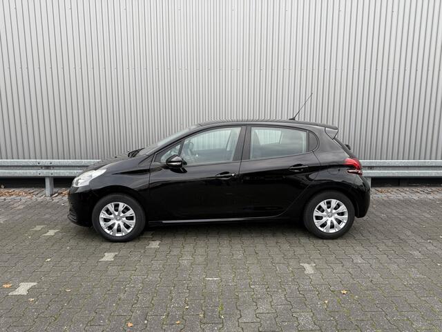 Peugeot 208 1.2 PureTech Active 144Dkm.NAP, 5-Drs, A/C, Navi, - Inruil Mogelijk -