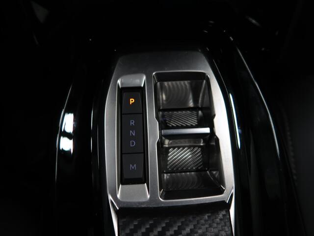 Peugeot 208 1.2 PureTech GT BTW Automaat 131pk App connect Digitaal Dashboard Sportstoelen Half Leer Camera 17 inch Sportvelgen Onderhoud aanwezig