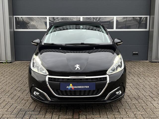 Peugeot 208 1.2 PureTech Signature | Navi | Carplay/Android | Cruise & Climate Control | PDC | All Season | Interesse? Bel of App naar: 06 30 51 05 90