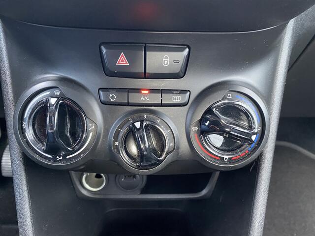 Peugeot 208 1.2 PureTech Blue Lease Active 112Dkm, 5-Drs, A/C, Navi, CC, PDC, nw. APK - Inruil Mogelijk -