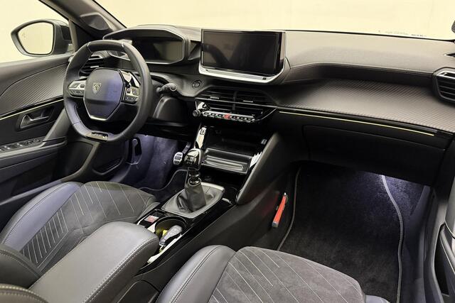 Peugeot 208 PureTech 100 GT | Navigatie | Apple Carplay/Android Auto | Panoramadak | Stoelverwarming | Stoelmassage | Cruise control adaptief