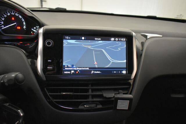 Peugeot 208 1.2 PureTech Blue Lion Parkeersensoren Navi Carplay Cruise