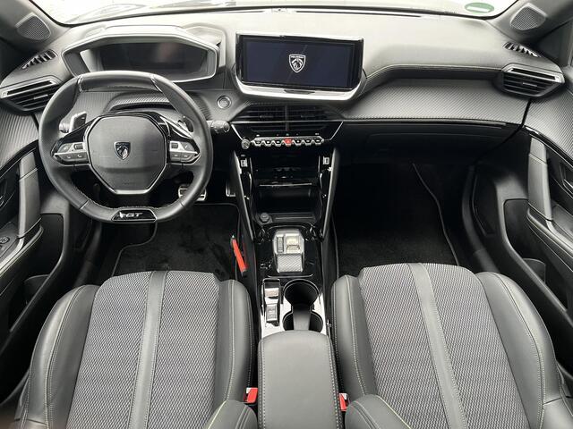Peugeot 208 Hybrid 136 e-DCS6 GT / Adaptieve Cruise Control / Navigatie-pakket / Parkeersensoren Voor & Achter / Apple Carplay/Android Auto / Parkeercamera Voor & Achter / Climate Control / Dodehoekdetectie /