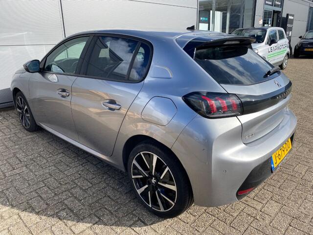Peugeot 208 1.2 PureTech Allure Nieuw model Incl btw