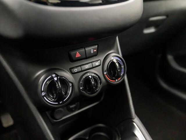 Peugeot 208 1.2 PureTech Sport (APPLE CARPLAY, NAVIGATIE, PARKEERSENSOREN, SPORTSTOELEN, CRUISE, ELEK PAKKET, NIEUWE APK, NIEUWSTAAT)