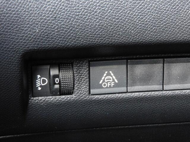 Peugeot 208 1.2 PureTech Allure Pack 1e EIGENAAR! 360° CAM! CARPLAY/ANDROID! CRUISE! NAVI! STOELVERWARMING!