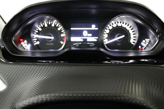 Peugeot 208 1.2 PureTech Allure Automaat | Apple/Android | Cruise | Camera