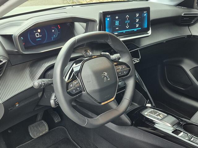 Peugeot 208 1.2 PureTech Allure Pack | Automaat | Navigatie | Keyless Entry en Start | Parelmoer Wit !!