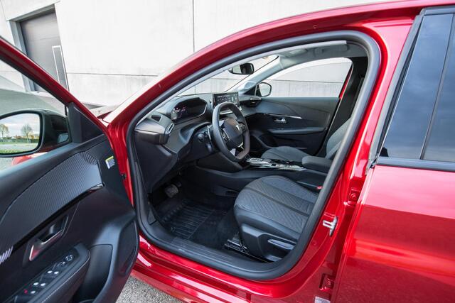 Peugeot 208 1.2 Hybrid 110 e-DCS6 Allure