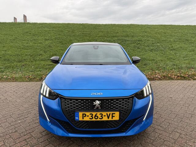 Peugeot 208 1.2 PureTech GT-Line Pano | Stoelverwarming | Apple Carplay | Achteruitrij Camera