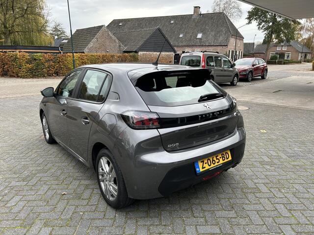 Peugeot 208 1.2 PureTech Blue Lease Allure