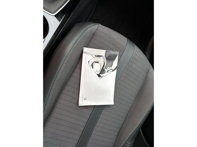 Peugeot 208 1.2 PureTech Allure