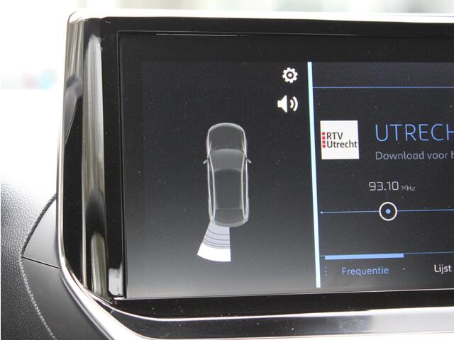 Peugeot 208 1.2 Hybrid 110 e-DCS6 Style PRIVATE LEASE NU ¤369 P/M