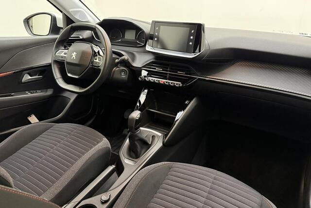 Peugeot 208 1.2 PureTech Active 75 PK | Handgeschakeld | Airco | Bluetooth | Mirror link | Apple Carplay / Android Auto | Cruise Control | Navigatie | 1e eigenaar | Dealer onderhouden