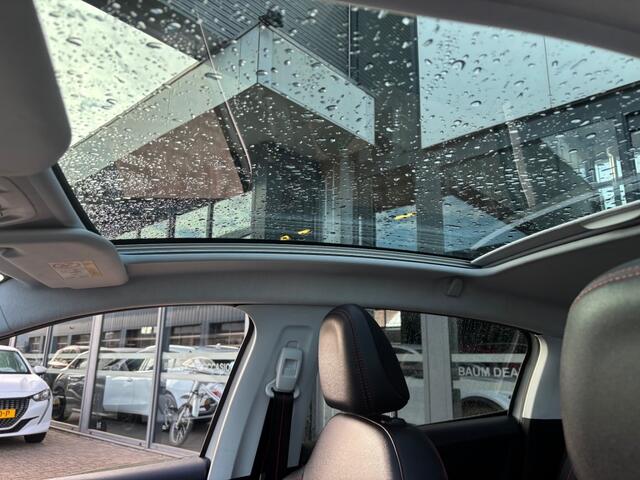 Peugeot 208 1.2 GT LINE 110 PK PANO NAVI AIRCO/ECC LEDER