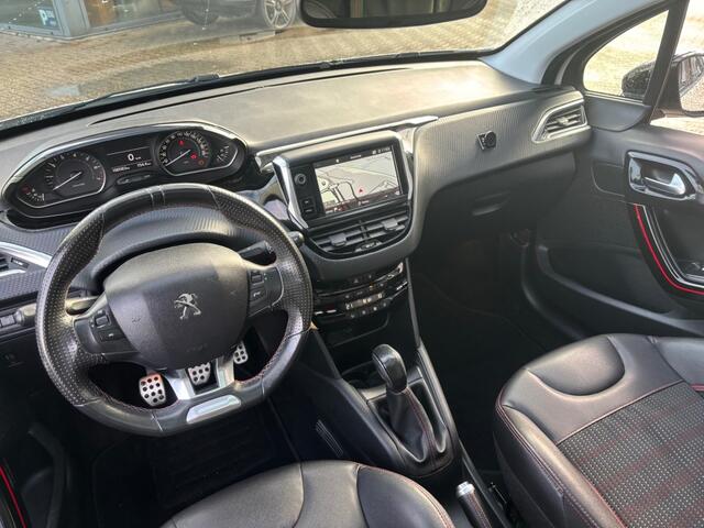 Peugeot 208 1.2 GT LINE 110 PK PANO NAVI AIRCO/ECC LEDER