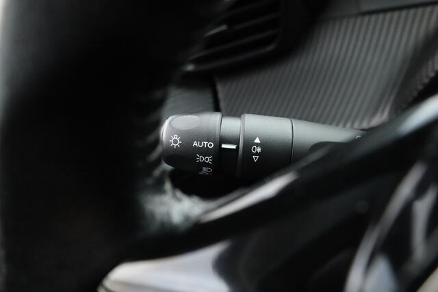 Peugeot 208 1.2 PureTech Active | Apple CarPlay & Android Auto | Cruise | Airco | All seasons