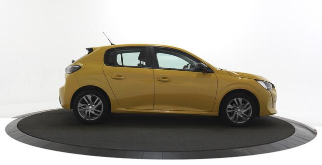 Peugeot 208 1.2 PureTech Active Pack Navigatie / Carplay / Lm velgen
