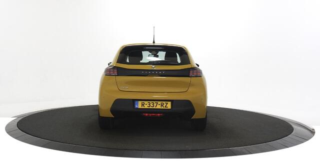 Peugeot 208 1.2 PureTech Active Pack Navigatie / Carplay / Lm velgen