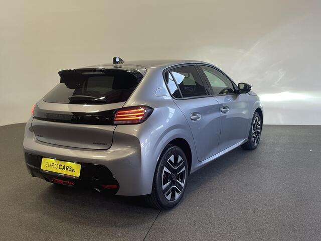 Peugeot 208 Hybrid 100 AUT Allure Navigatie Apple Carplay/ Android Auto Camera Parkeersensoren Adaptive Cruise Control Stoelverwarming Ledverlichting Climate control