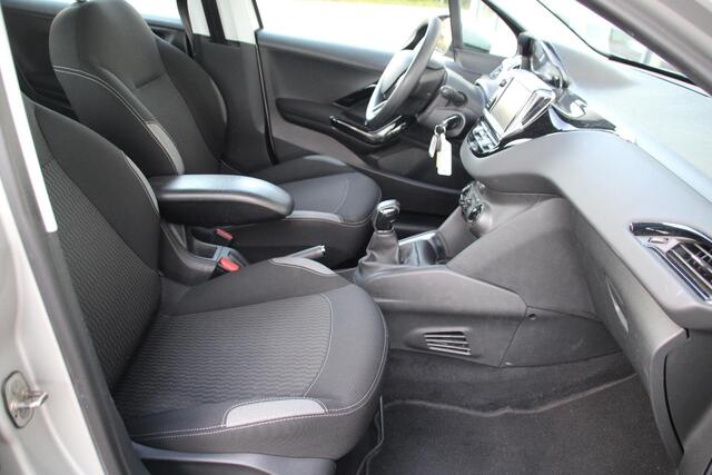 Peugeot 208 1.2 PureTech Blue Lion Airco Navi Carplay Cruise Dealer onderhouden